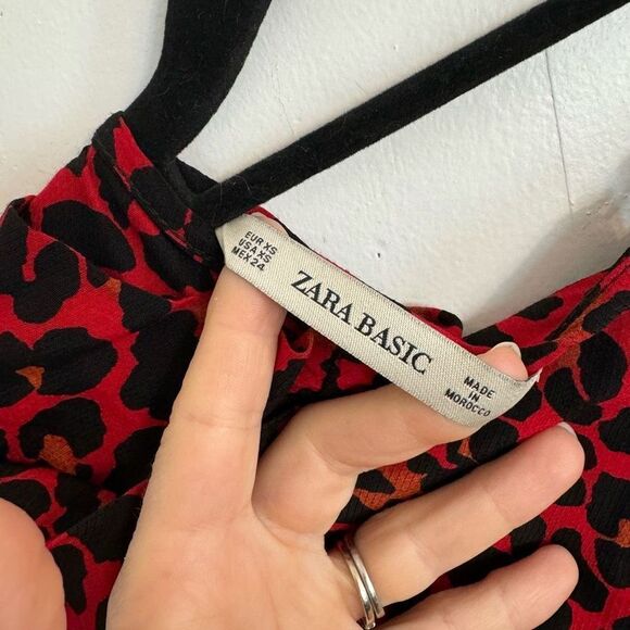 Zara Leopard Print Puffy Sleeve Red & Black Blouse XS - Picture 7 of 7